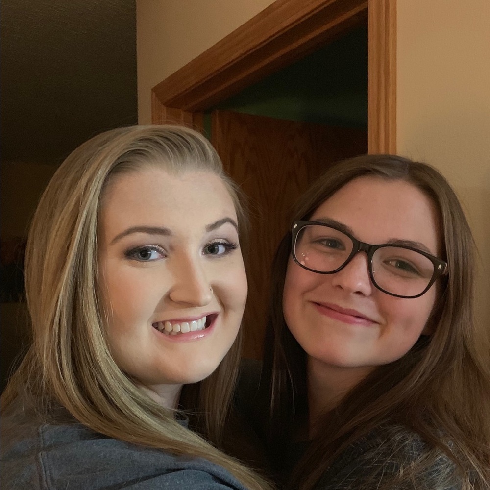 Meet your Posher, Kelsie